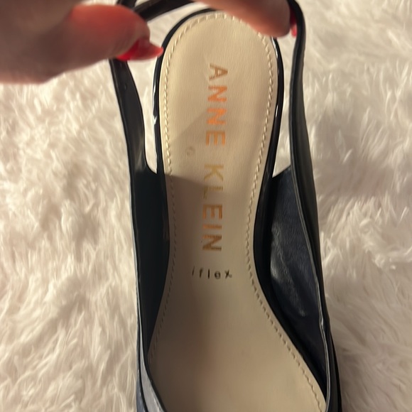 Anne Klein iflex pumps - Picture 2 of 4